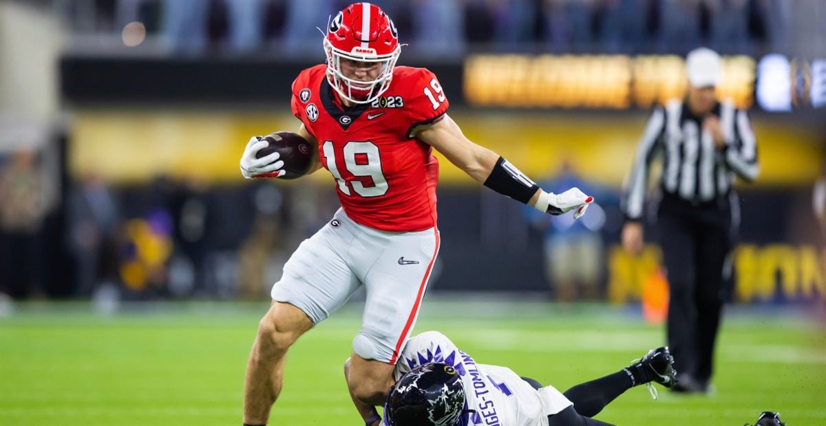 Georgia football tight end Brock Bowers, the superstar you may not know is  there - The Athletic