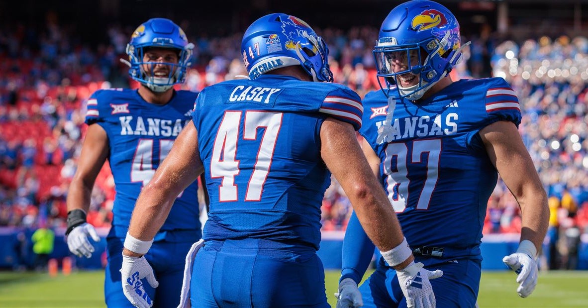 Kansas Pro Football Focus grades, snap counts from Week 8