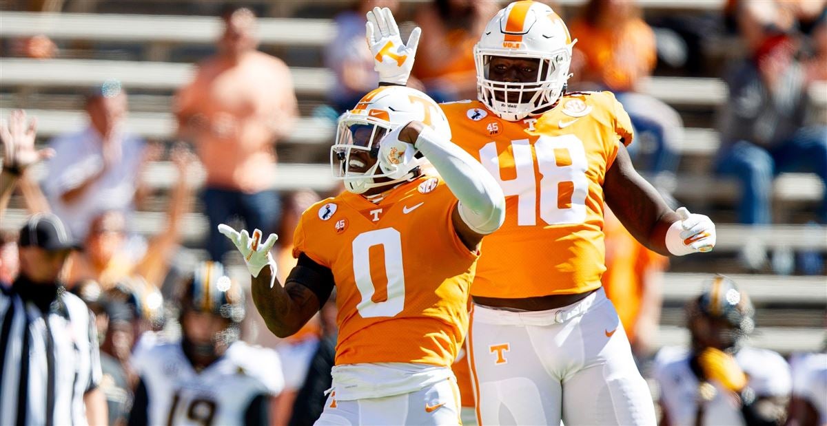 Bryce Thompson Collects FWAA Freshman All-America Honors - University of  Tennessee Athletics