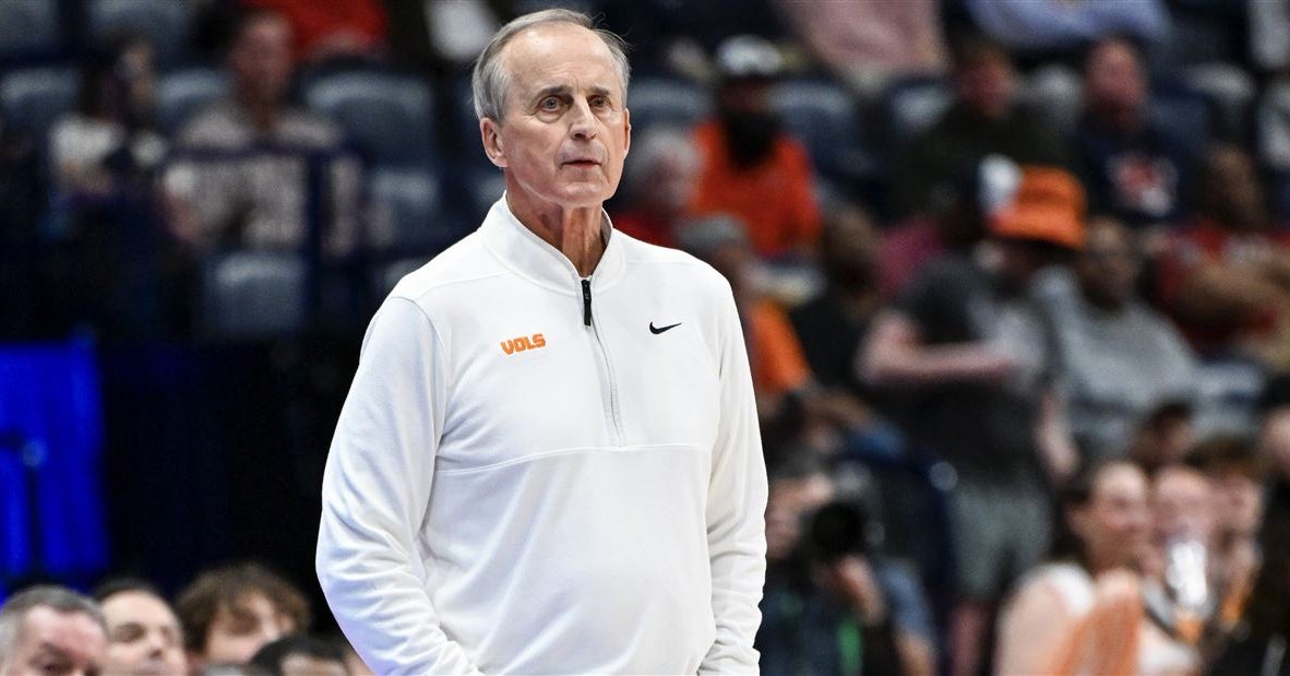 Rick Barnes signs lifetime contract with Tennessee Basketball
