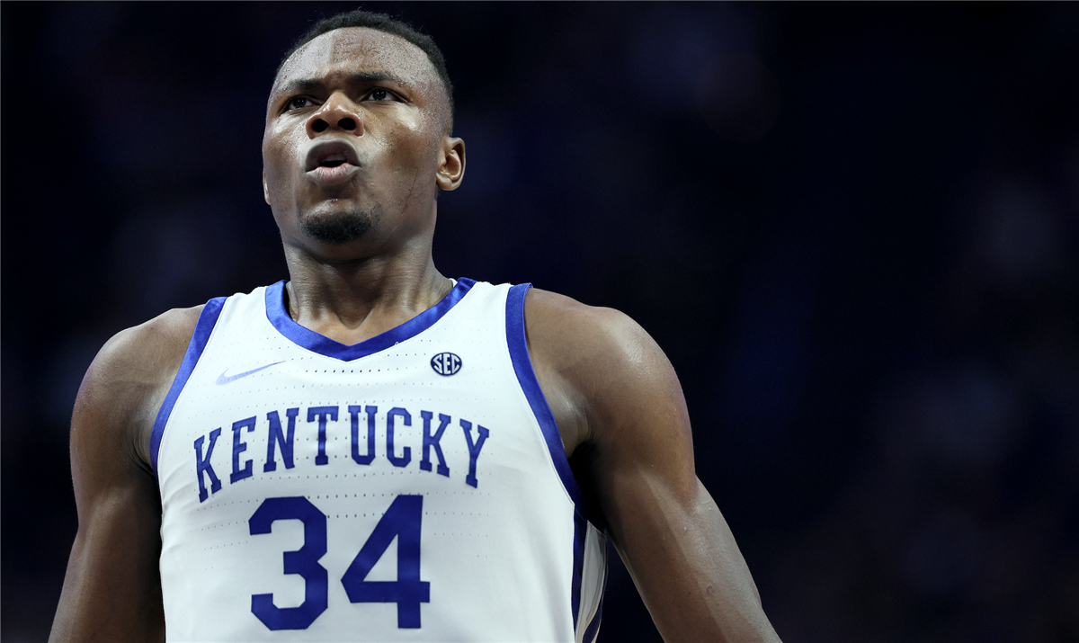 UK's Tshiebwe earns more national honors: Oscar Robertson Trophy; AP Player  of the Year
