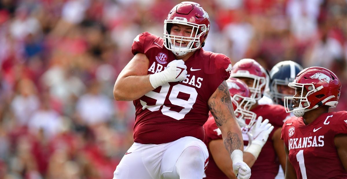 Dallas Cowboys pick Arkansas' John Ridgeway in 2022 NFL draft