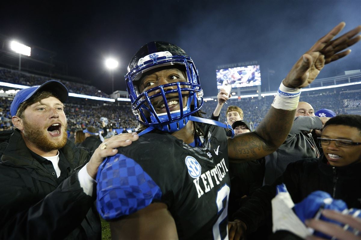 last-100-uk-football-wins-kentucky-45-south-carolina-38