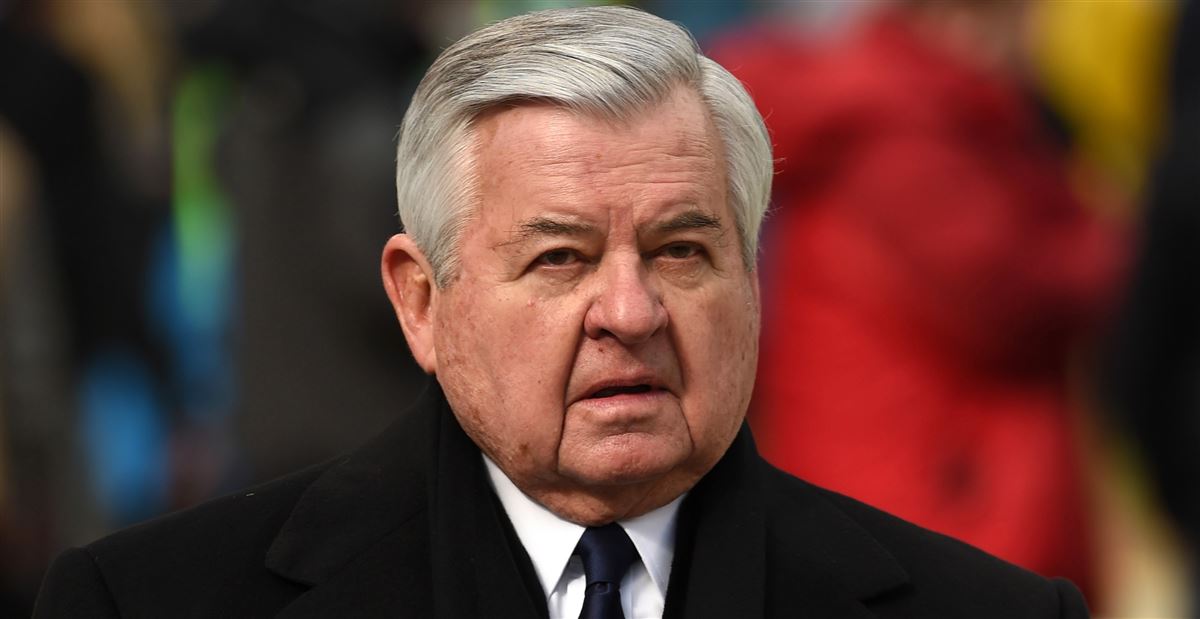 Jerry Richardson will put Carolina Panthers up for sale