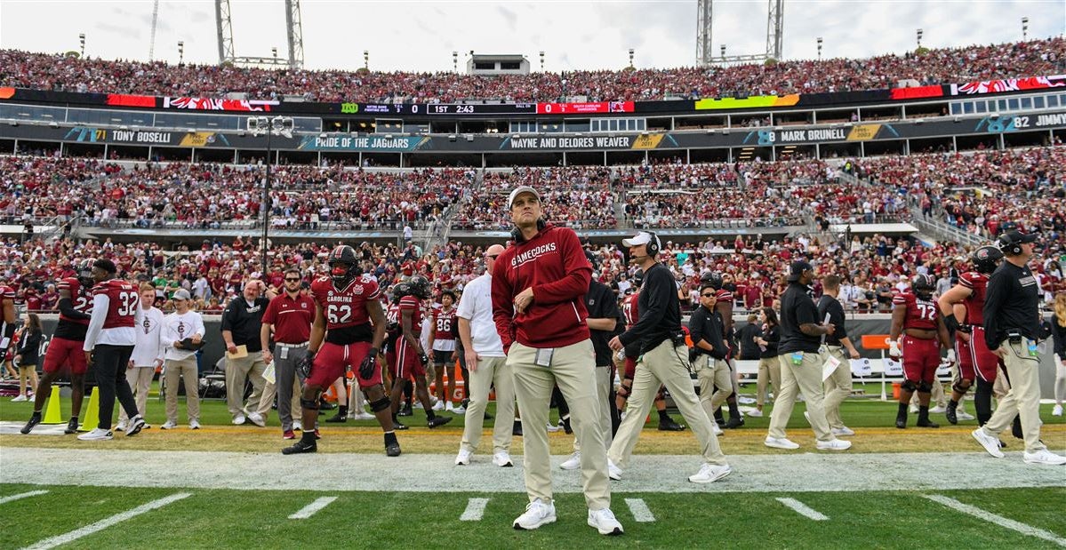 Top 30 earners in South Carolina athletics department