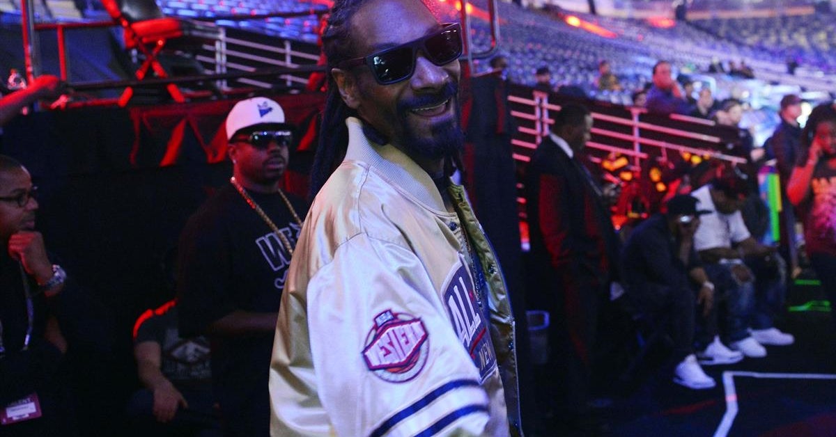 LOOK Julius Randle and D'Angelo Russell hang with Snoop Dogg