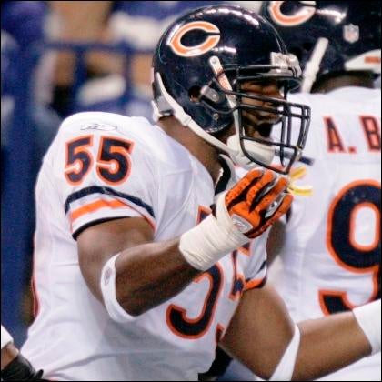 Lance Briggs, Chicago Bears Editorial Photography - Image of football,  briggs: 74436247