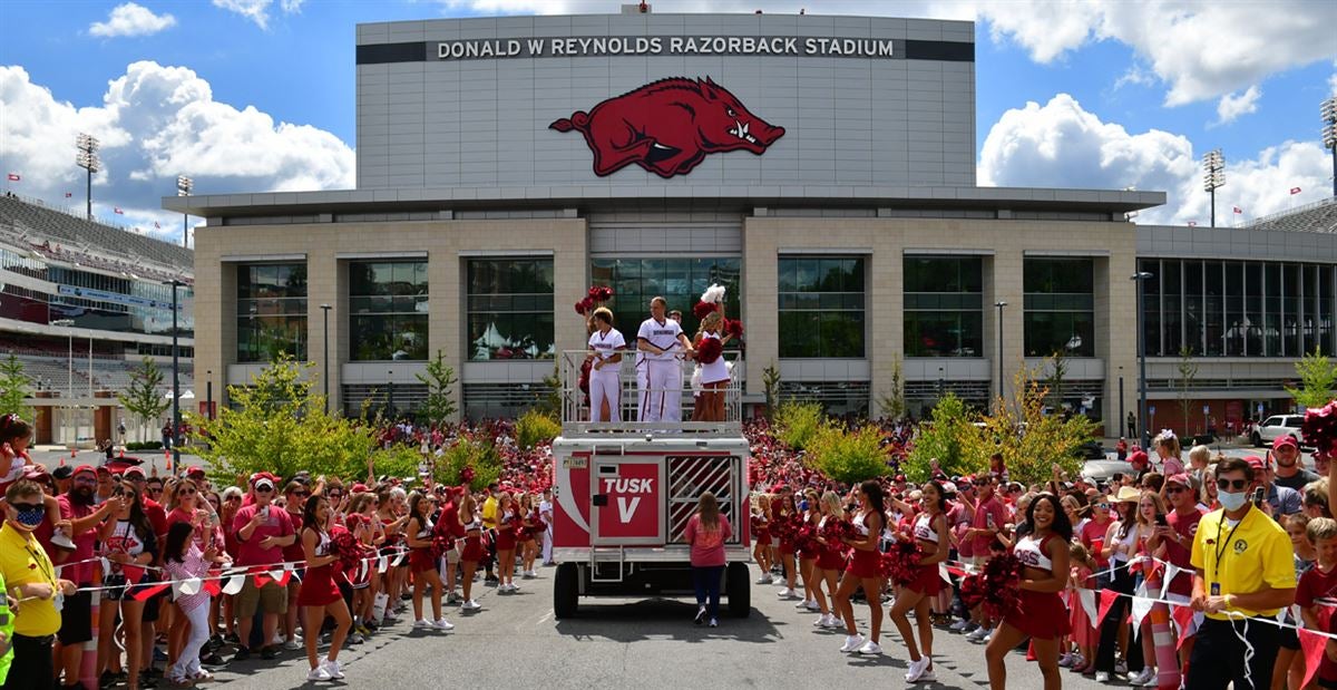 Game times, TV info announced for Arkansas Razorbacks first 3 games of 2022  - Cincinnati, South Carolina, Missouri State