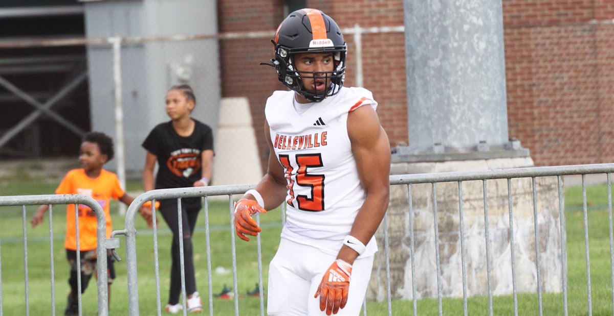 WATCH 2024 WR Julian Johnson shows why he's underrecruited