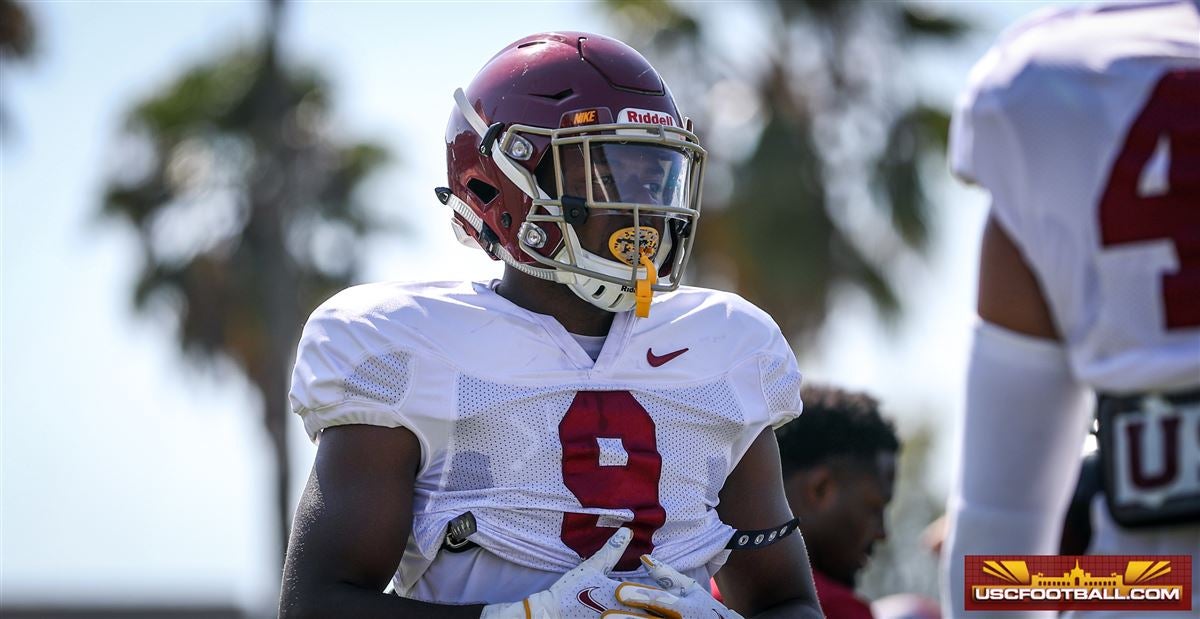 USC Linebacker RAESJON DAVIS at Football Media Day Thursday (7/27