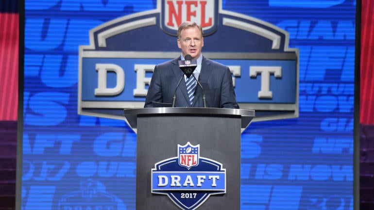 NEW NFL Mock Draft 2022: Reacting To ESPN's Mike Tannenbaum's GM