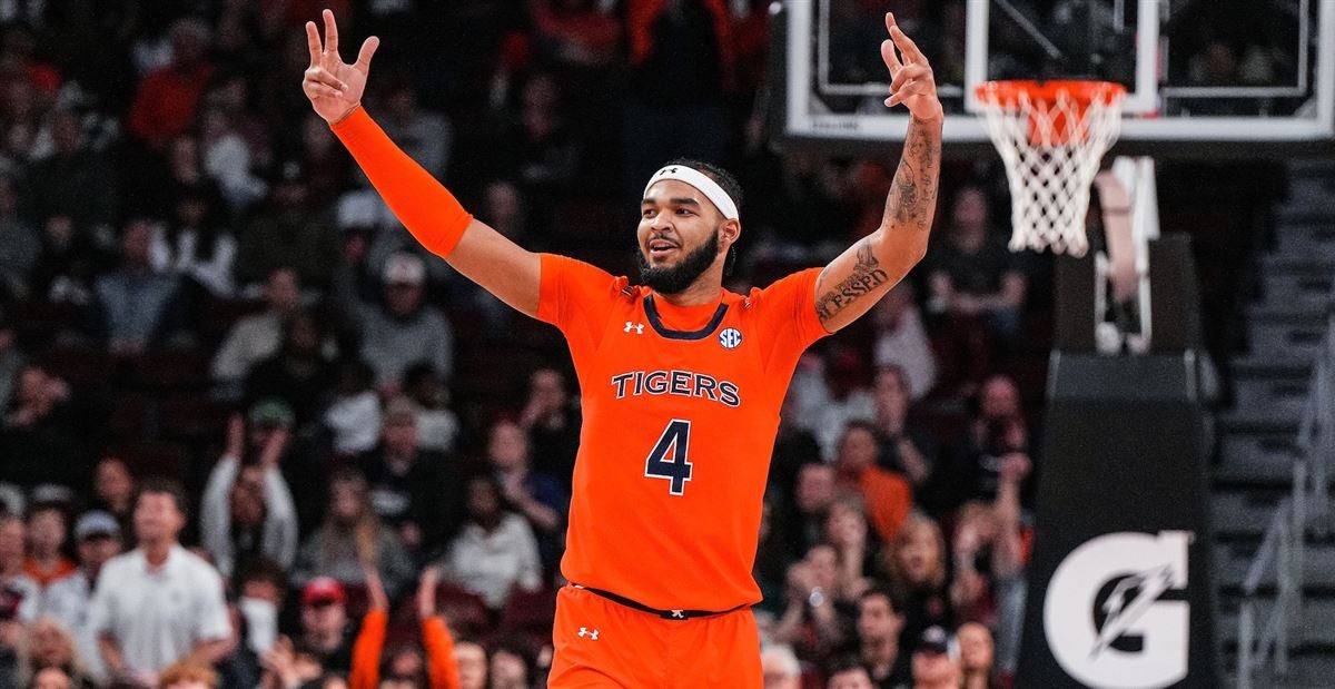 Johni Broome To Withdraw From NBA Draft, Return To Auburn