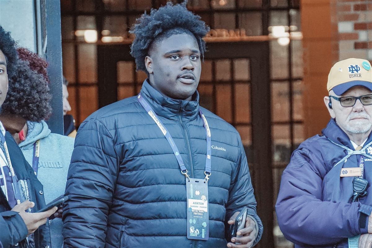 DL Ashton Sanders locks in official visits with Cal and Wisconsin 