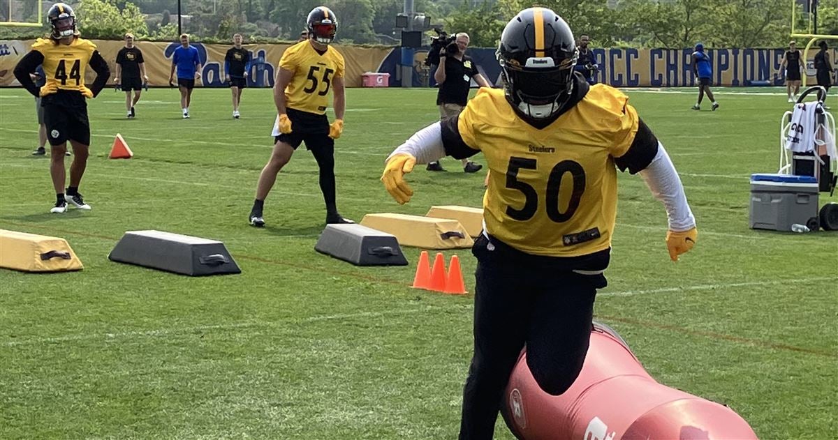 Pittsburgh Steelers linebacker Tanner Muse (44) works during the