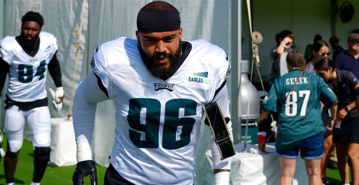 Eagles rework Brentwood Academy alum Derek Barnett's deal ahead of