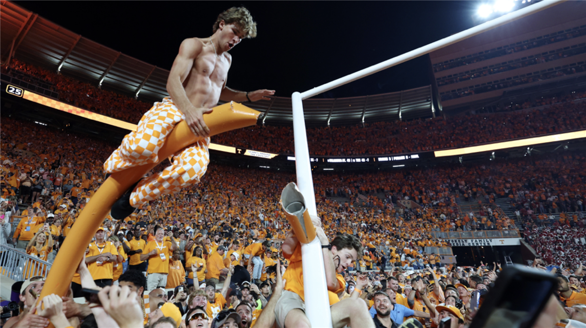 College Football Bowl Projections 2022: Tennessee Enters the CFB Playoff  Picture After Historic Win Over Alabama