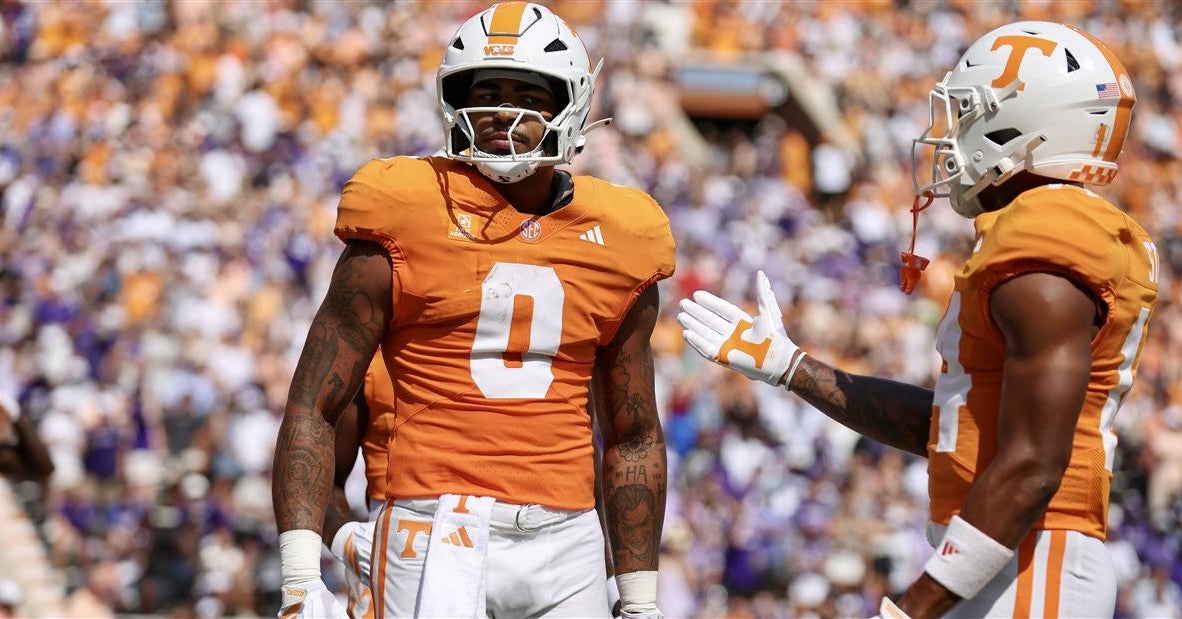 Ethan Davis thanks Tennessee fans for their support after his season ...