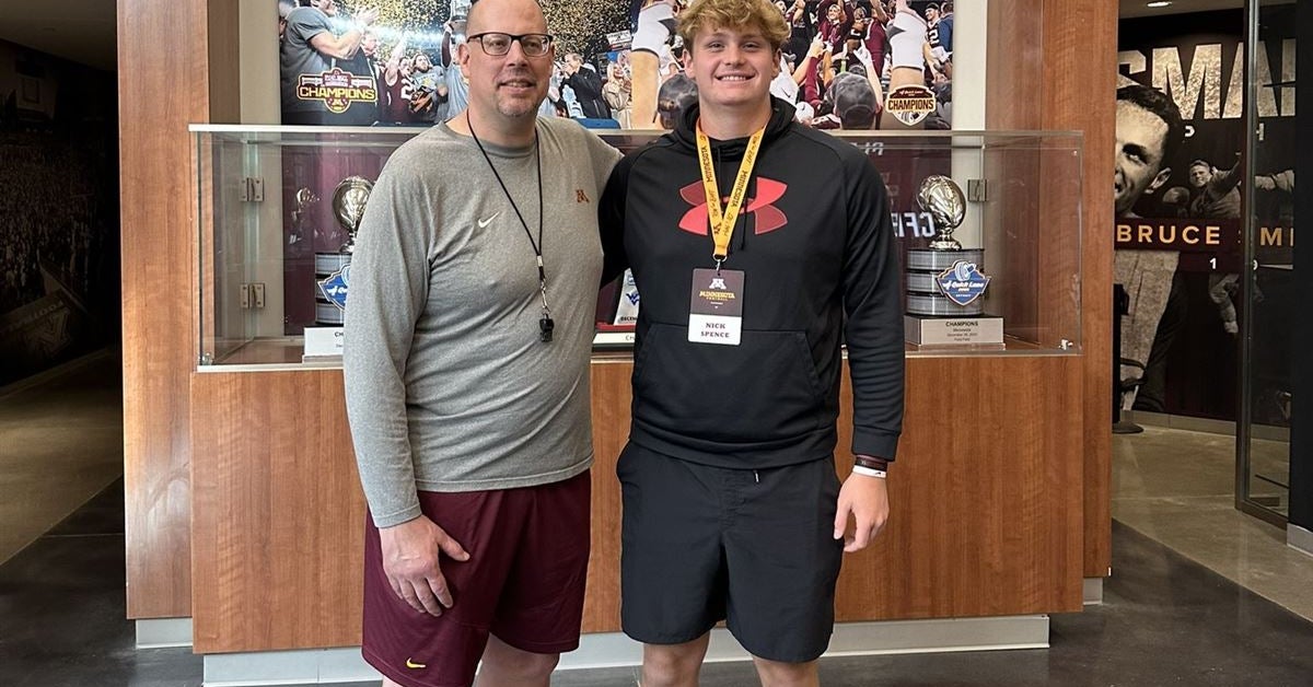 2025 Arizona offensive lineman Nick Spence commits to Minnesota Football