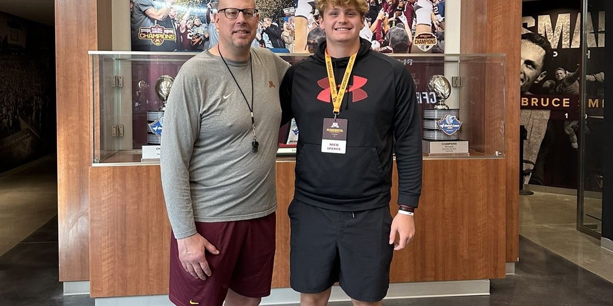 2025 Arizona offensive lineman Nick Spence commits to Minnesota Football