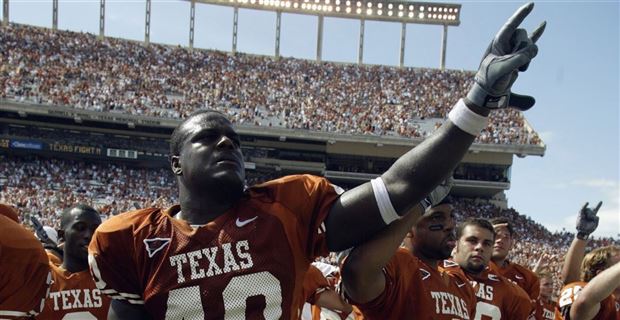 Cory Redding and wife named NFL Alumni Couple of the Year