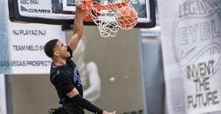 Illini offer top-100 forward Tray Jackson Illini offer top-100 forward Tray Jackson