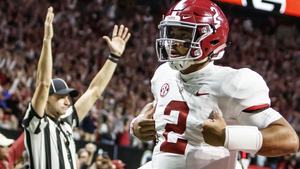 Nick Saban makes a gutsy call, and Tua Tagovailoa does the rest for Alabama