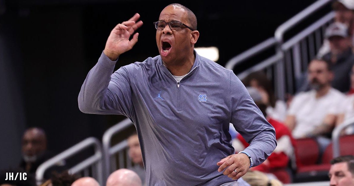 News & Notes from Hubert Davis Ahead of NC State’s Visit to UNC