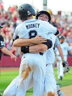 Twins' Grayson Greiner is baseball's tallest catcher — and an