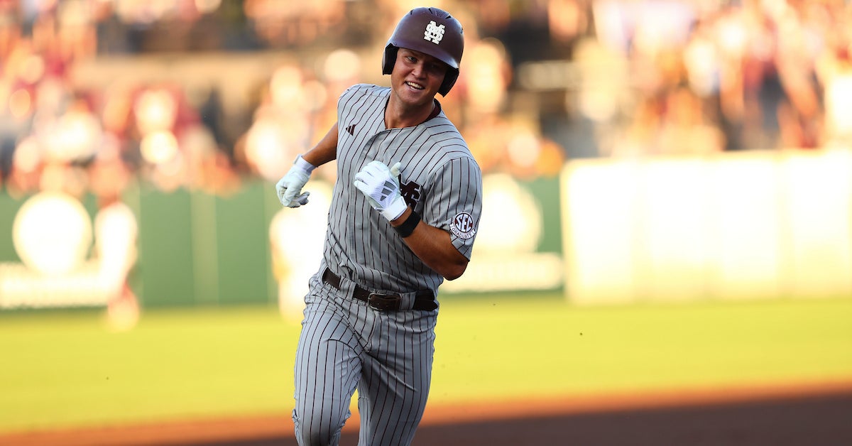 Diamond Dogs blow out Louisiana, sweep to regional crown