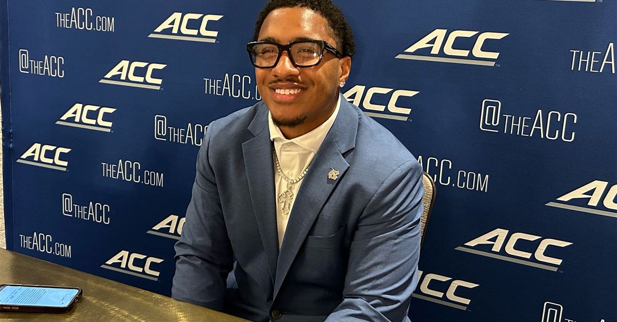 Gio Lopez Prepares to Quarterback UNC’s 'NFL-like Offense'