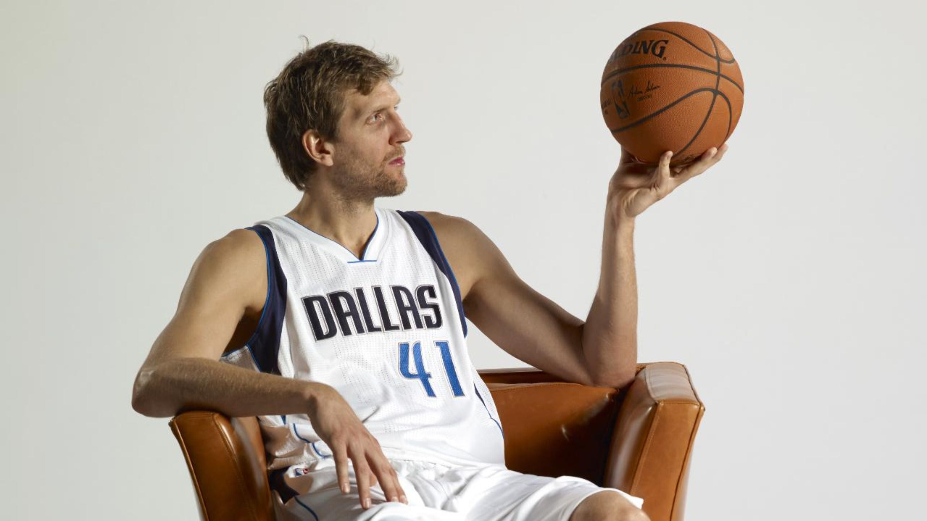 Dirk Nowitzki Is Saving Dallas Basketball One Shot at a Time - D Magazine