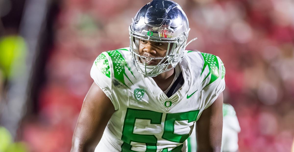 WATCH: Oregon starting right tackle Ajani Cornelius breaks down the win ...