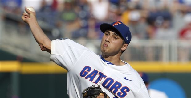 Gators oust Miami at College World Series, play Virginia next