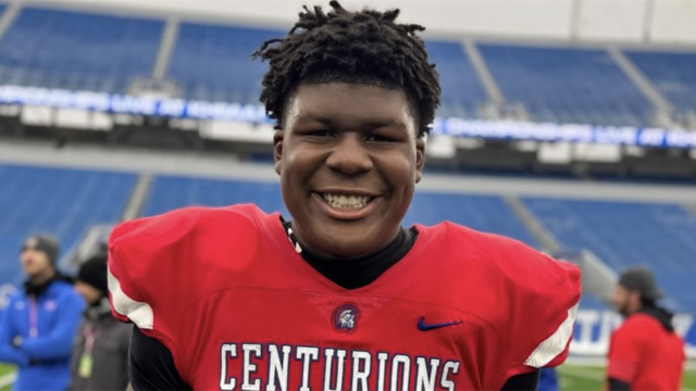 Nation's No. 2 DL Kellan Hall sees special traits in Georgia defensive approach