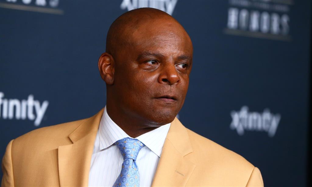 Former Oilers signal-caller Warren Moon named Touchdown Wire's best Titans  quarterback in the Super Bowl era