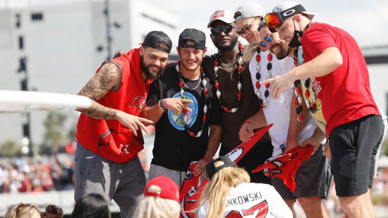 Tom Brady responds to his wobbly exit from the Bucs' Super Bowl parade