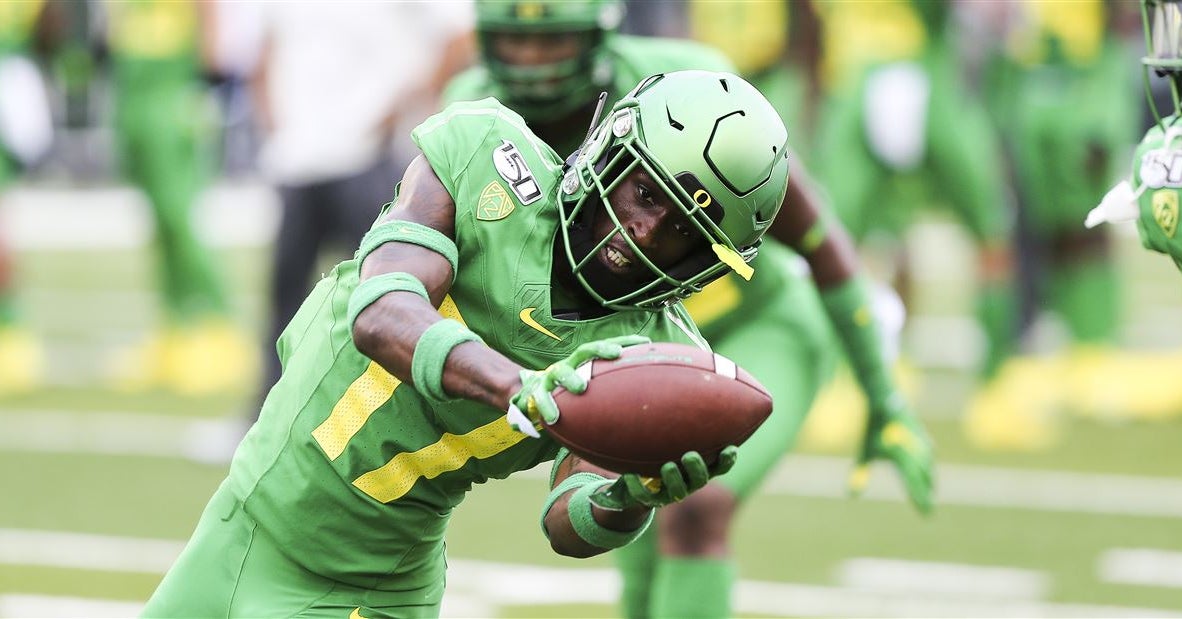 Sources: Oregon DB Daewood Davis enters NCAA Transfer Portal