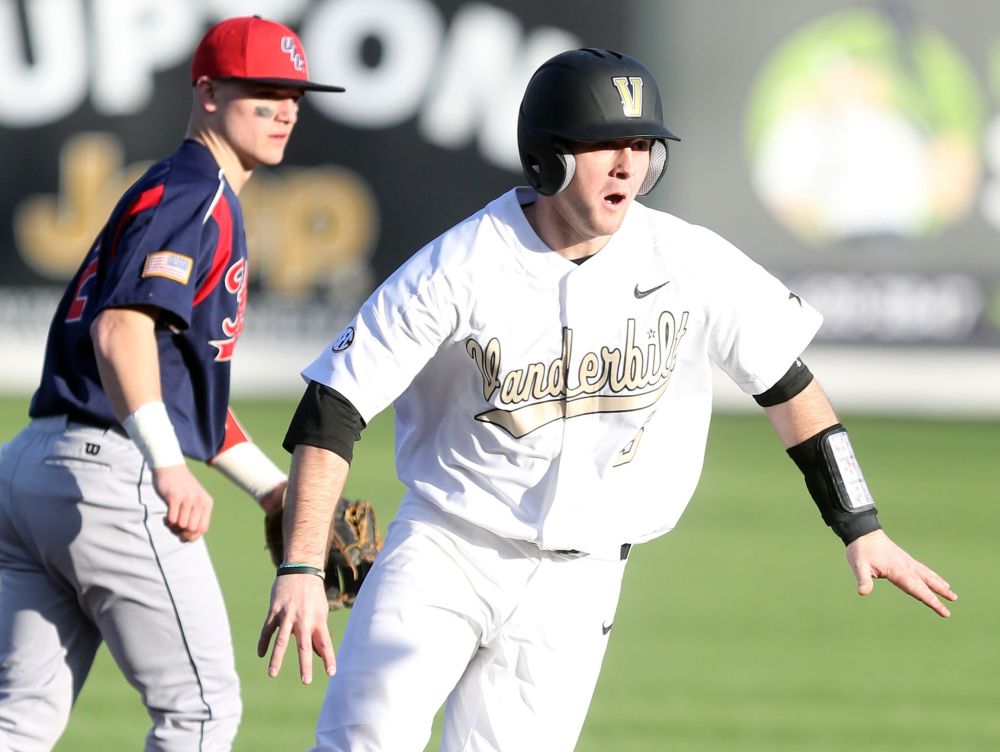 Vanderbilt Baseball  Dores Down Skyhawks, 5-4