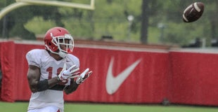 Battle for playing time rages on for Arkansas wide receivers Battle for playing time rages on for Arkansas wide receivers