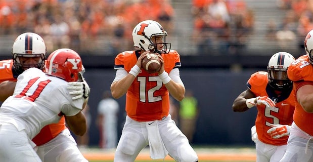 Two Big Ten Players Earn Espn Helmet Stickers