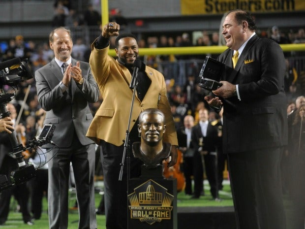 PHOTOS: Jerome Bettis receives his Hall of Fame ring