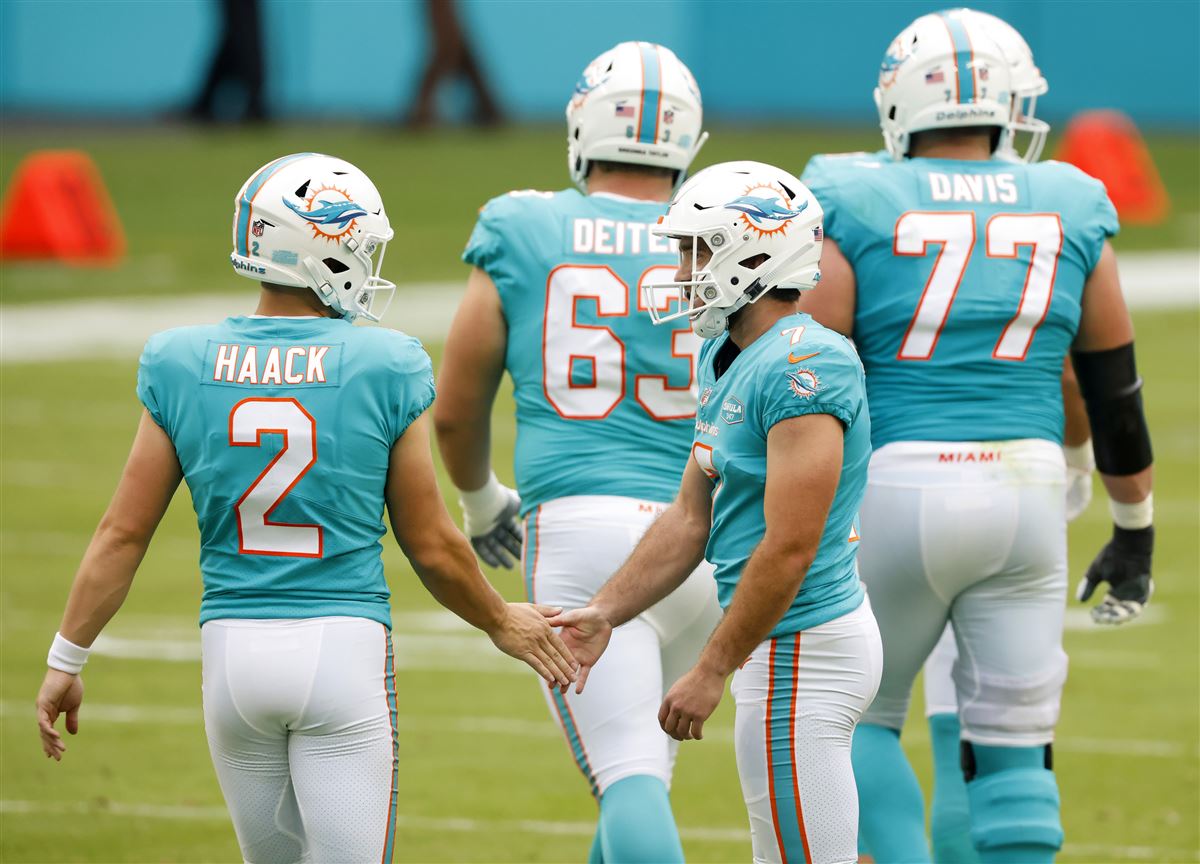 Dophins sign kicker Jason Sanders to contract extension