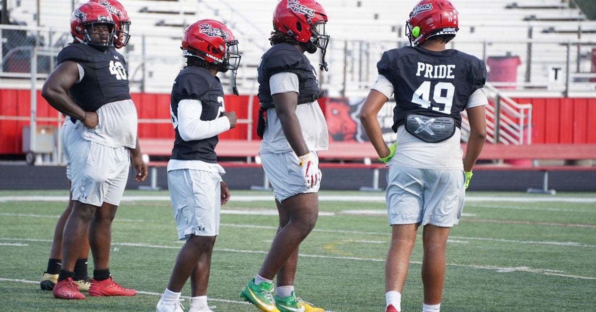 Five-star recruit Jalen Brewster spotted in Oregon gear ahead of decision date