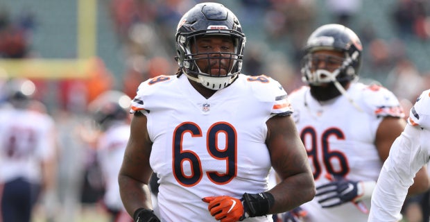 Rashaad Coward contract: 'Call of Duty'-playing Reddit user gets first word  on ex-Bear's new deal - Chicago Sun-Times