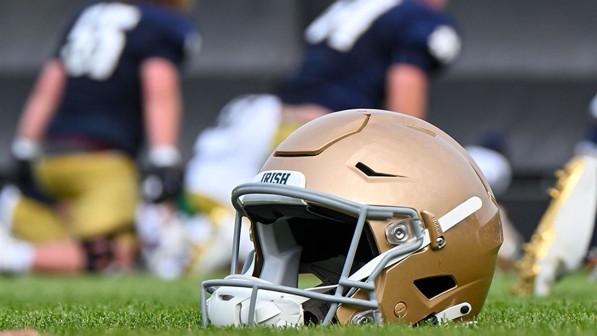 2025 Notre Dame Wide Receiver Jerome Bettis Jr. Has Had A Busy Off Season -  Sports Illustrated Notre Dame Fighting Irish News, Analysis and More