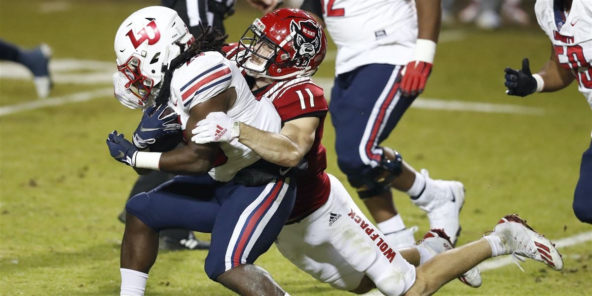 Tennessee Titans rookie Larrell Murchison, former NC State standout,  brightens Bladen County hometown ahead of Christmas