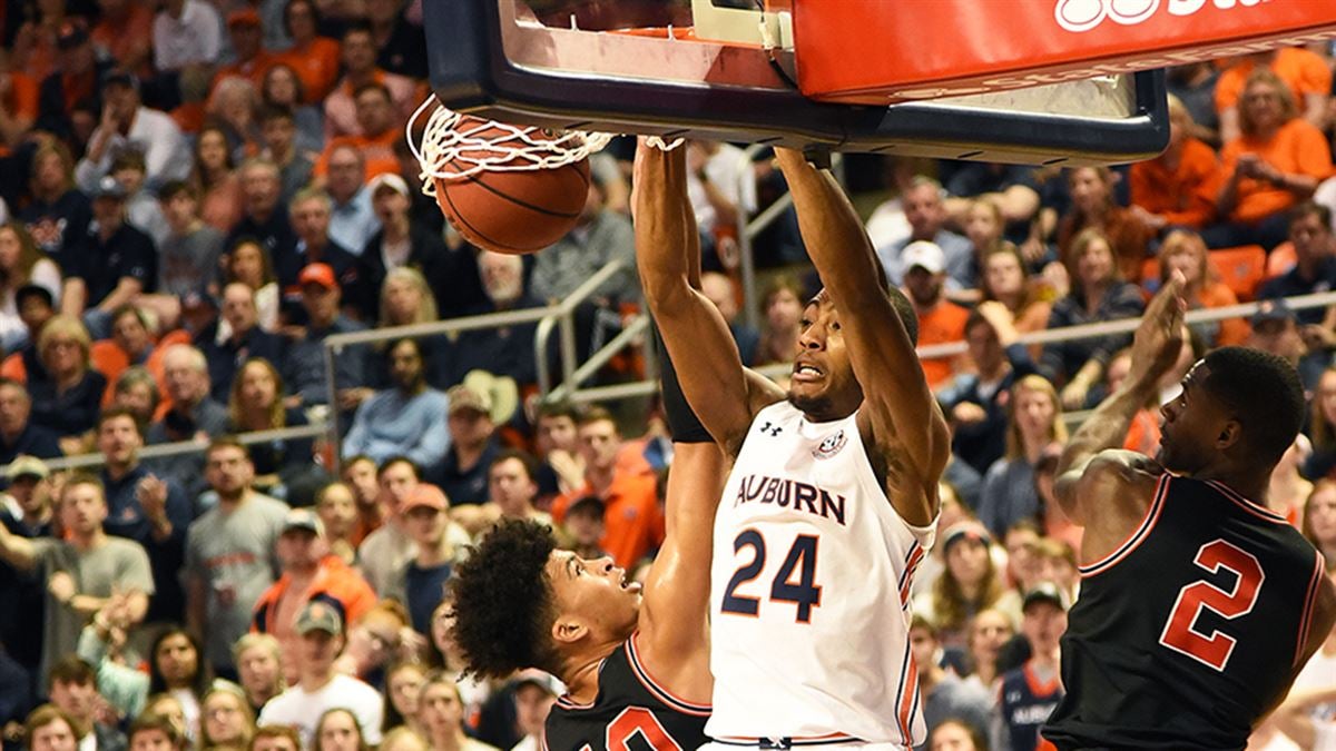 Unbeaten Tigers Major Target For Auburn S Opponents Pearl Says