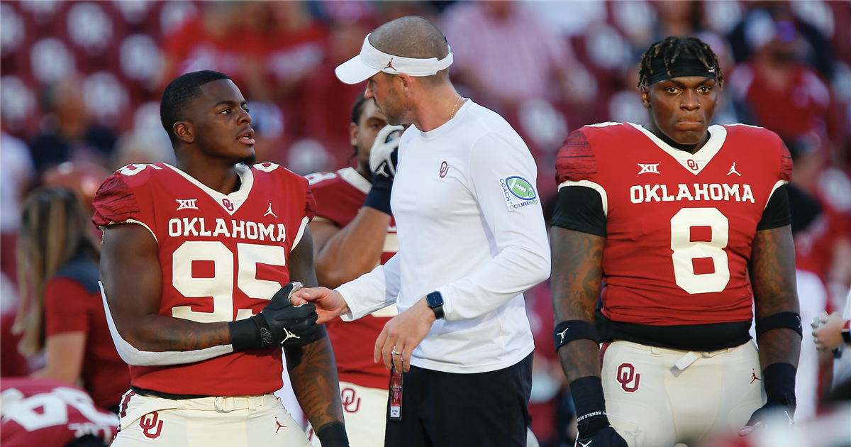 ExOklahoma star Perrion Winfrey critical of USC DC Alex Grinch