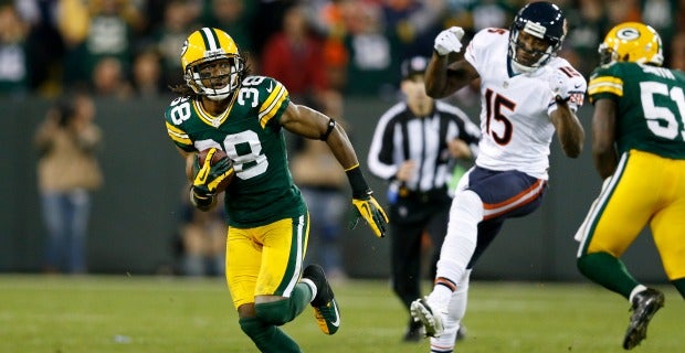 Green Bay, Wisconsin, USA. 18th Sep, 2022. Green Bay Packers wide receiver Christian  Watson (9) tattoo during the NFL football game between the Chicago Bears  and the Green Bay Packers at Lambeau