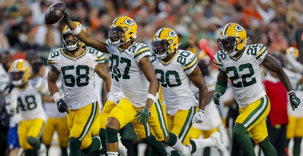 Green Bay Packers officially reduce roster to 53 players